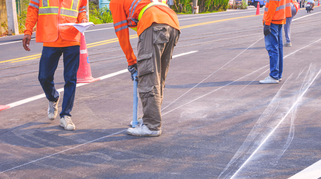 road-workers-group-are-marking-line-for-painting-t-2026-01-09-07-18-47-utc